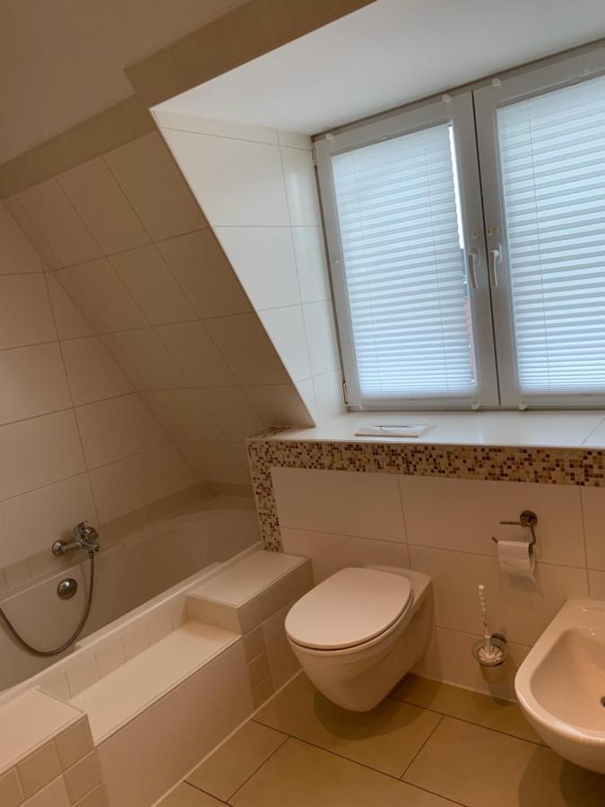 Nordsee Und City Fusslaufig - Luxeriose Fewo Mit Grossem Balkon Wilhelmshaven Exterior photo
